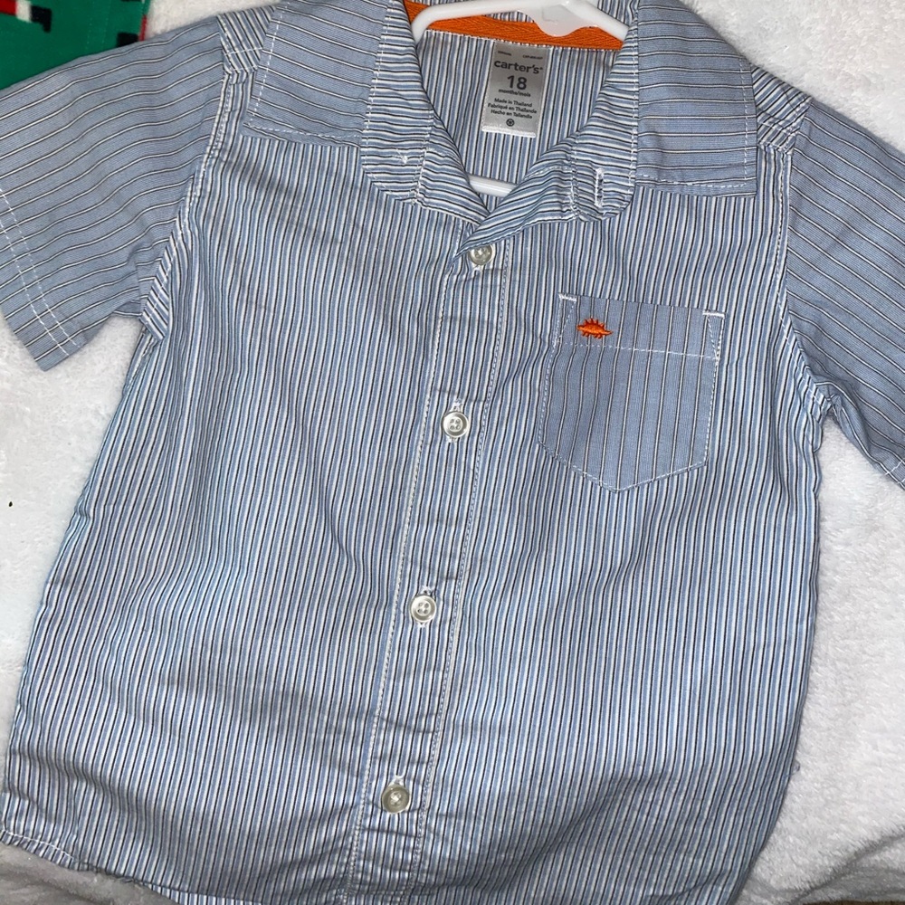 Button up - Picture 1 of 1